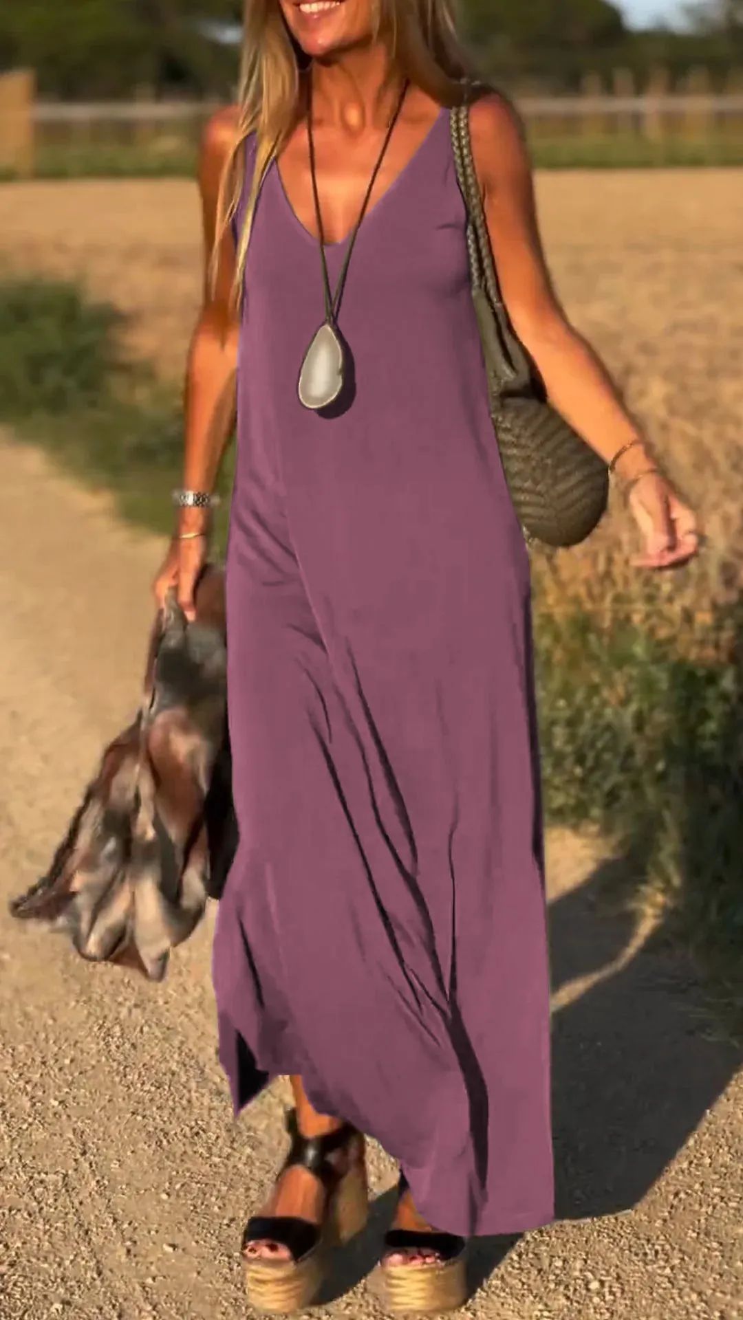 Women's Sleeveless Maxi Dress for Summer Comfort Polyester