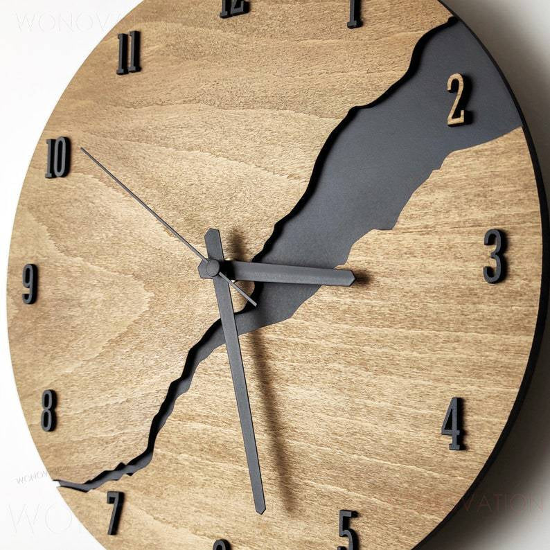 Luxurious wooden wall clock – Nuvoro 1