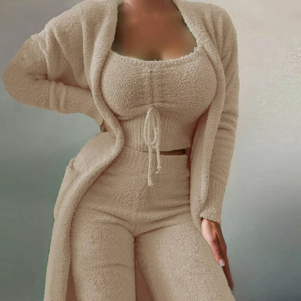 NOVA | Three Piece Lounge Set Women 2